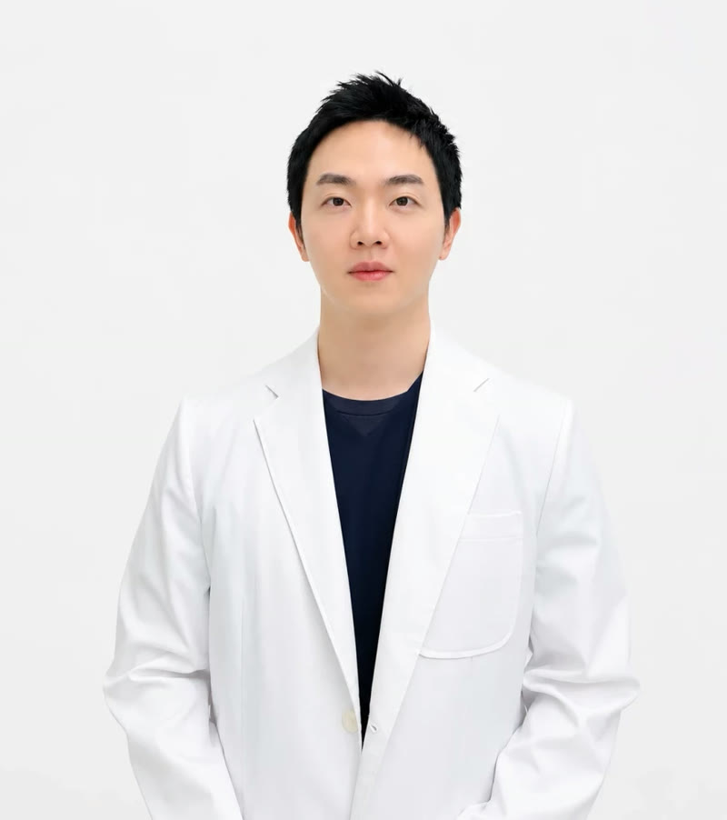 Lee Jong Beom 院长